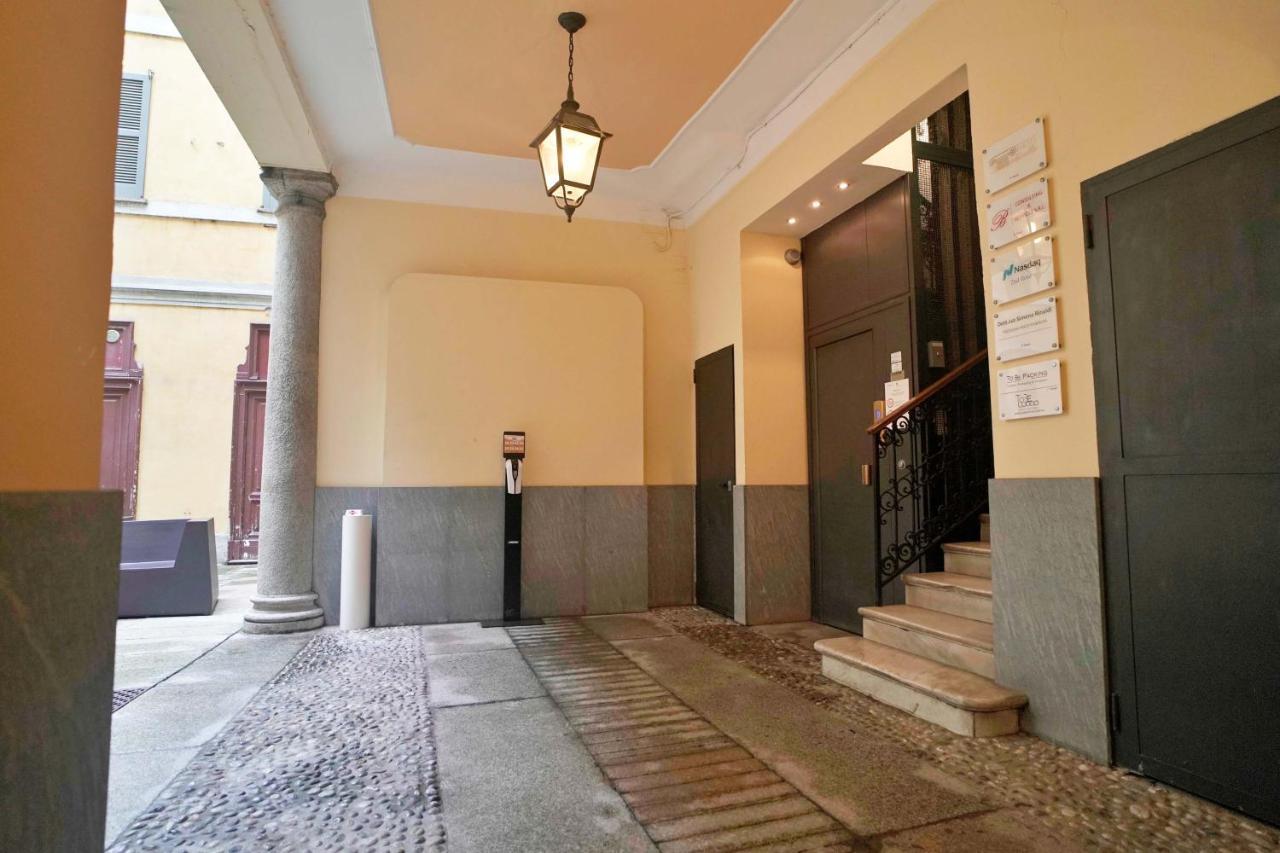 Chic 1Bdr With Shared Terrace Steps From Duomo By Rentopolis Milán Exteriér fotografie
